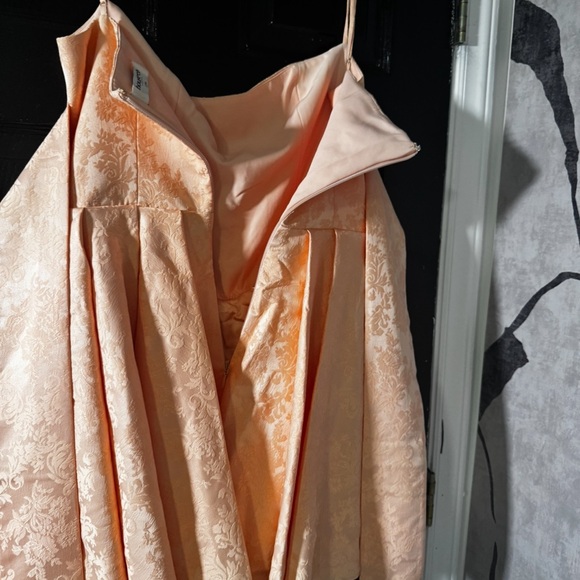 Rosalinda Jacquard Minidress - Picture 2 of 5